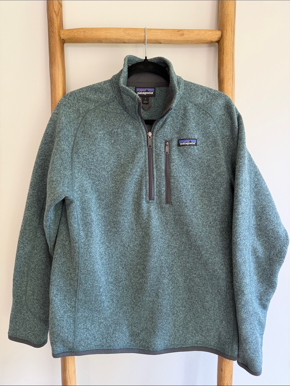 Patagonia Men’s Half-Zip Fleece Pullover in Heather Teal